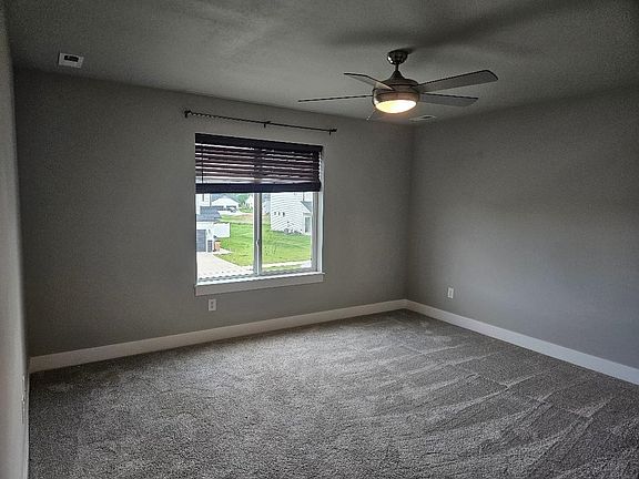 5th image of 2813 Kestrel St