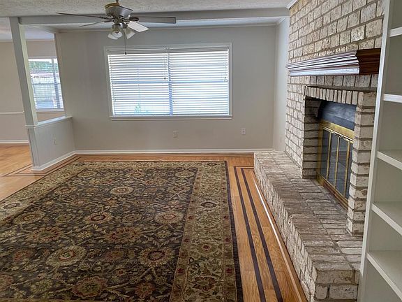 4th image of 13738 Lynnwood Ln