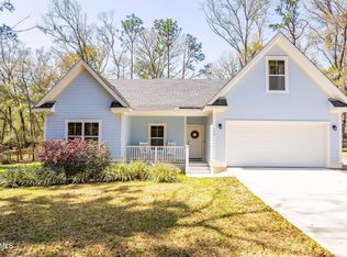 113 Middle Rd, Beaufort, SC 29907