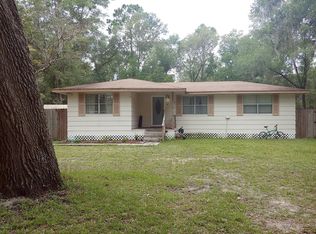 119 Clearwater Rd #1, Interlachen, FL 32148