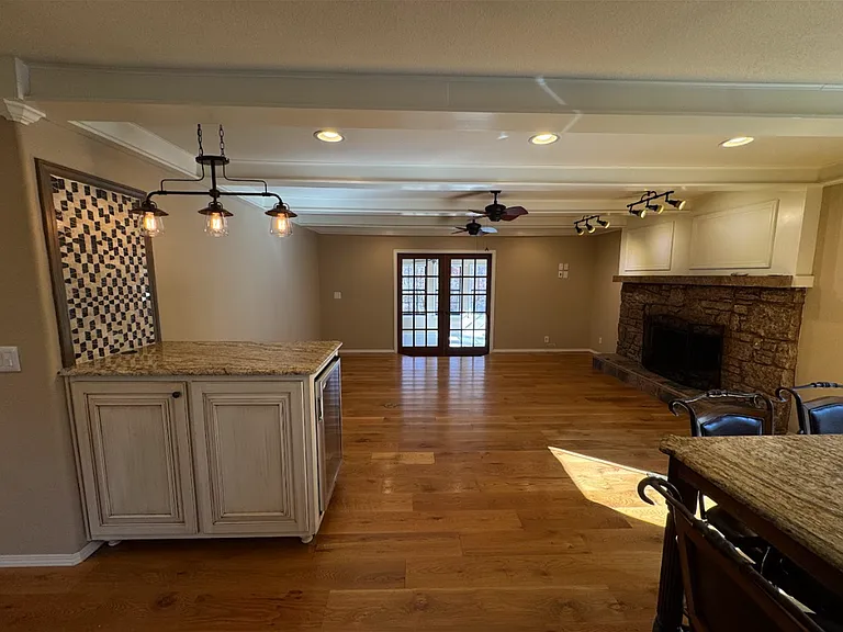 23 Howard Pl — Photo 5