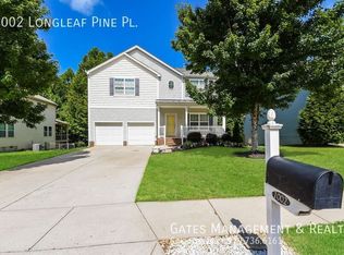 1002 Longleaf Pine Pl, Mebane, NC 27302