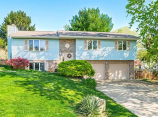 510 W Estate Dr, Bloomington, IN