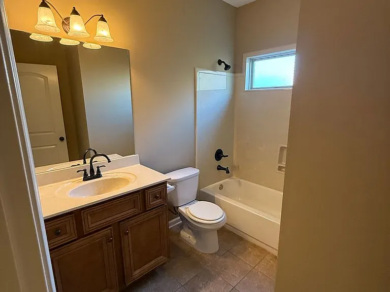 7904 Pips Ridge Ln — Photo 19