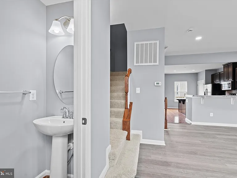 6190 Willow Pl — Photo 8