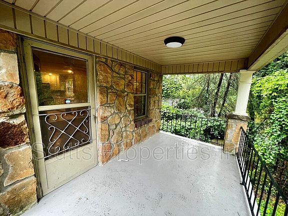 2nd image of 1210 Wildwood Trl