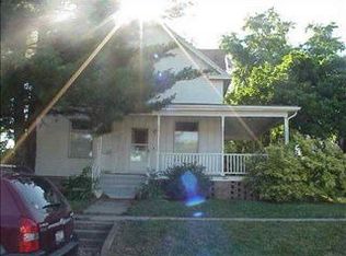 105 N Walnut St, Heyworth, IL