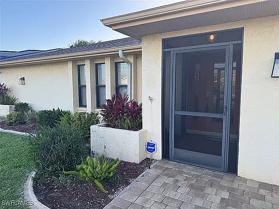 4628 SW 18th Ave — Photo 12
