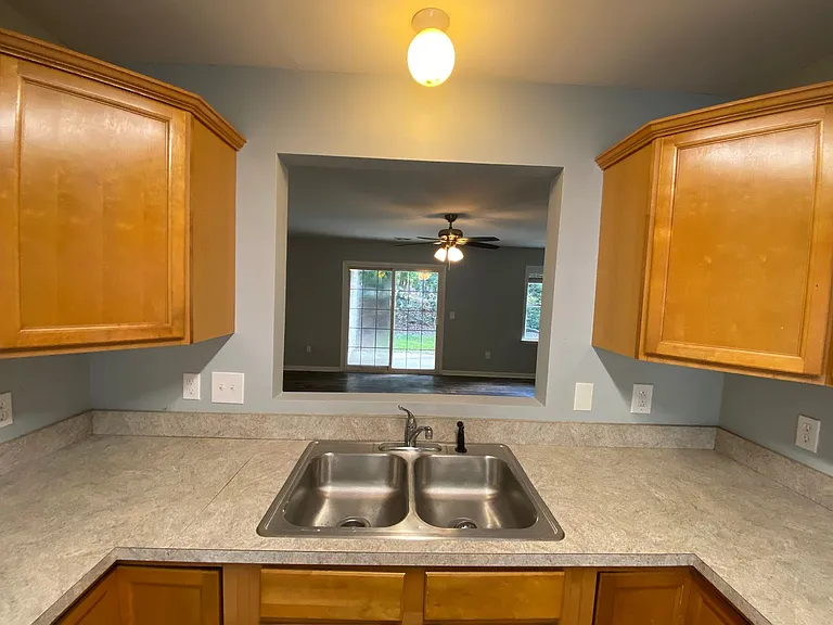5132 Greenville Loop Rd #B — Photo 9