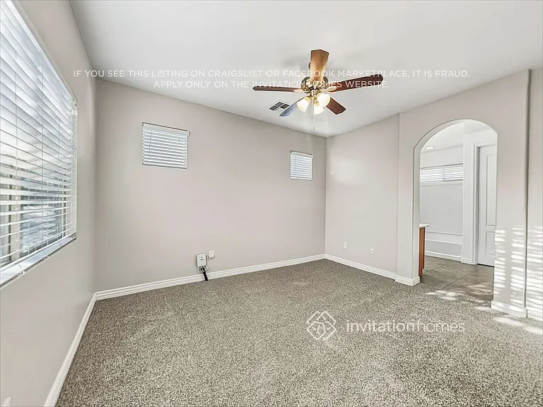 229 S Trenton — Photo 11