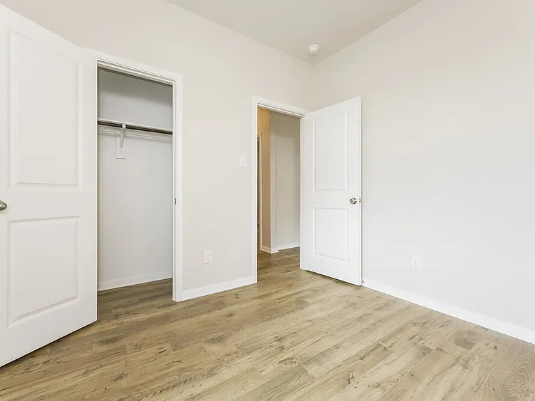 15663 Plum Brook Dr — Photo 12
