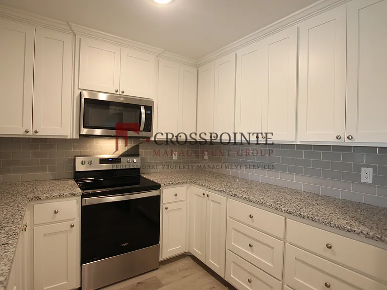 6308 Villa Rosa Way — Photo 8