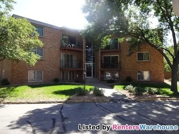 9143 Olson Memorial Hwy #102, Golden Valley, MN 55427