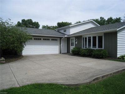 20607 Homestead Park Dr, Strongsville, OH, 44136