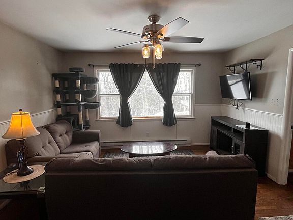 5th image of 33 Alpine Rd