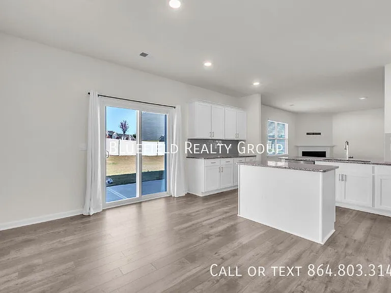 380 Fenwick Dr — Photo 7