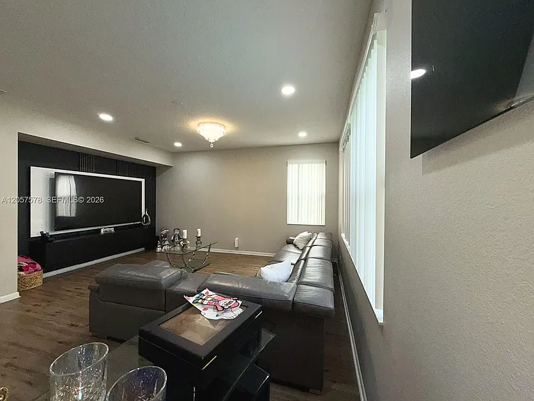 233 Aldridge Ln — Photo 38