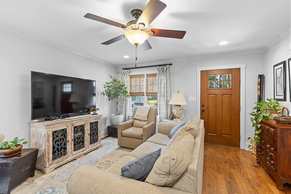 Living Room - 2119 Wilmore Dr