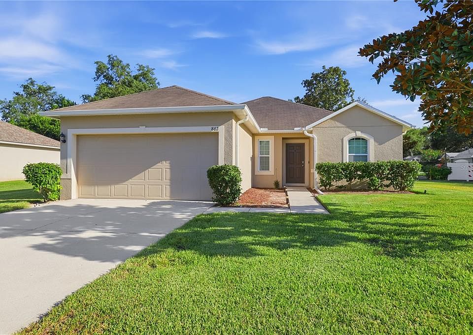 1st image of 802 GRAND PARK COURT
