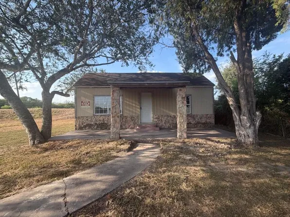 1234 Easterling Dr, Alice, TX 78332
