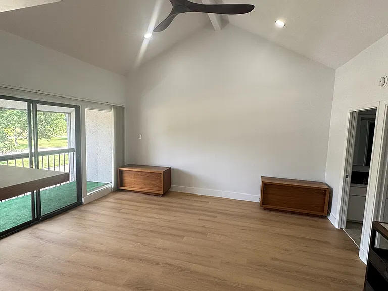 7655 S Braeswood Blvd #8 — Photo 23