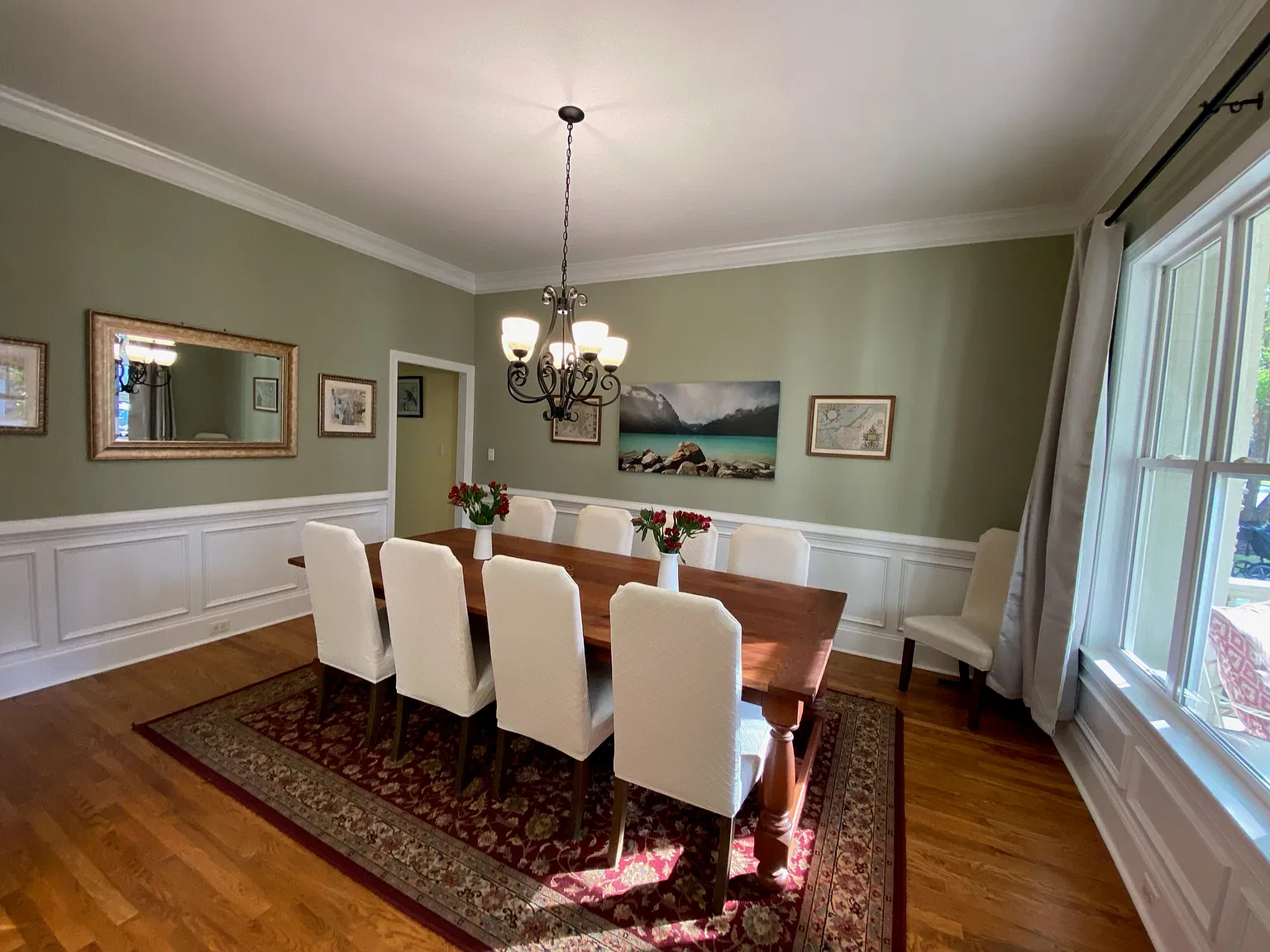 5 bed, 3392 sqft, $2,750 — Photo 2
