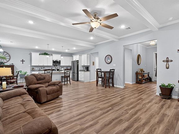5th image of 108 McAnear St
