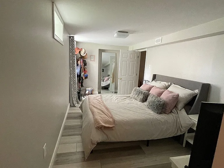 956 Lemar Rd #U-B — Photo 8