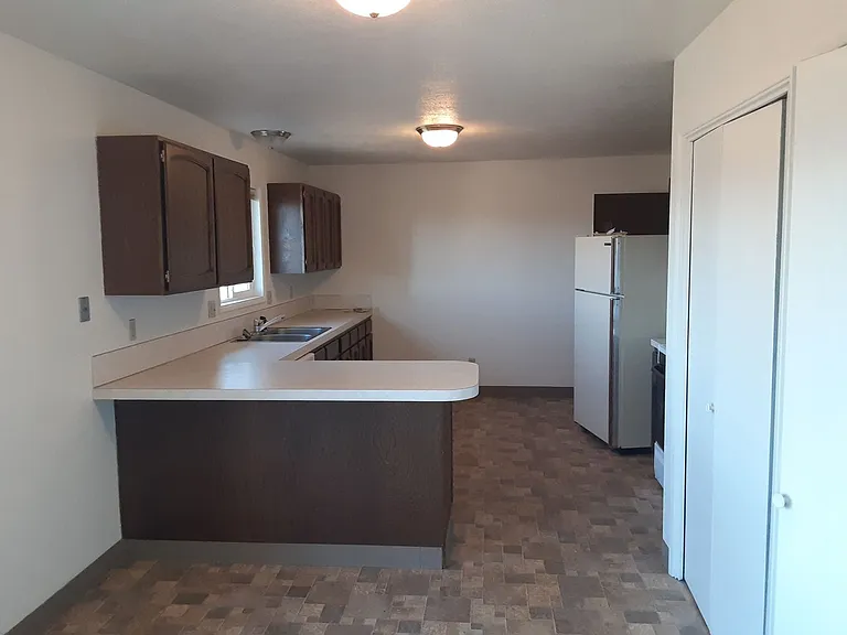 1834 Kimberly Dr — Photo 8
