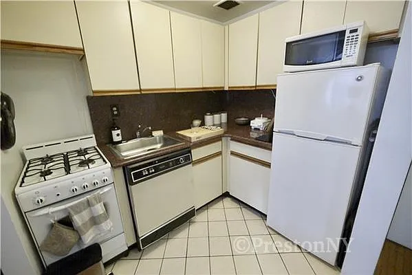 Rented by JM Preston Properties LLC | media 21