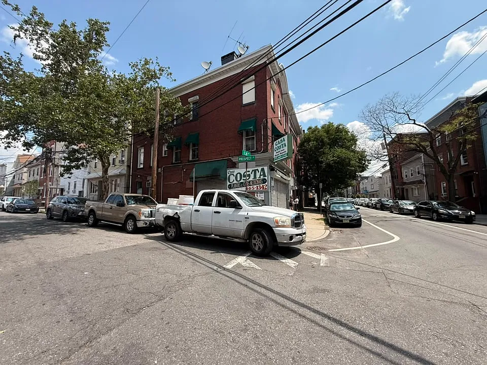 145 Elm St #2