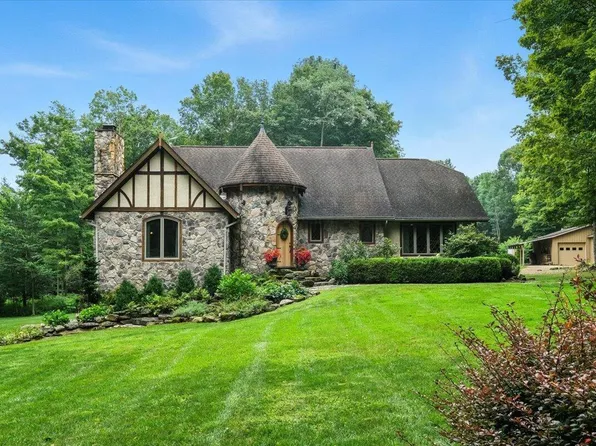 14914 N Liberty Rd, Mount Vernon, OH 43050