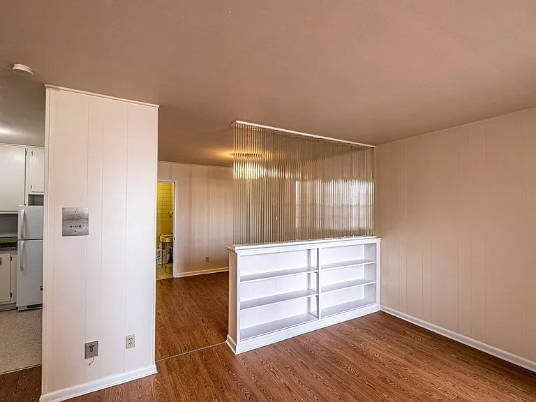 815 Race St #2 — Photo 2