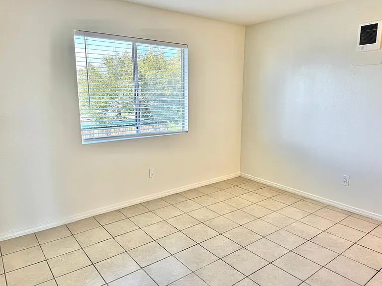3770 42nd Street — Photo 7