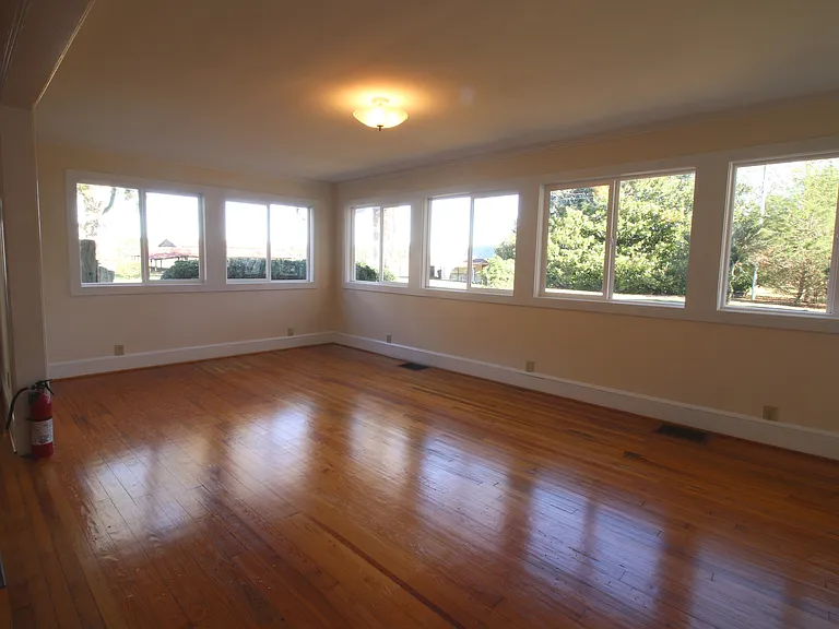 2831 Williamson Rd — Photo 5