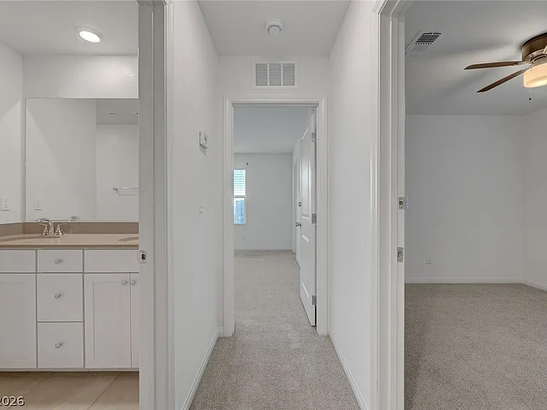 8454 Vacarez Dr — Photo 46