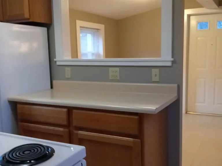 8 Pleasant St #9 — Photo 4