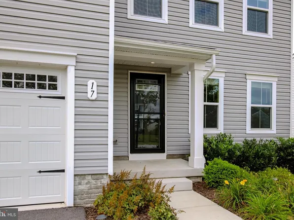 17 Raymond Xing, Hagerstown, MD 21740