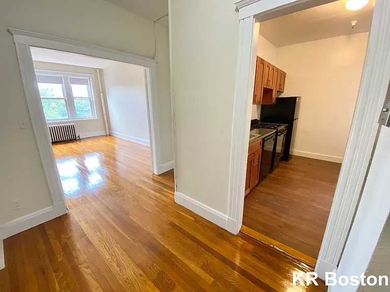 1812 Commonwealth Ave #26 — Photo 2