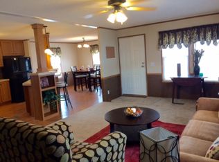 3285 Eric Blvd, Park City, IL 60085