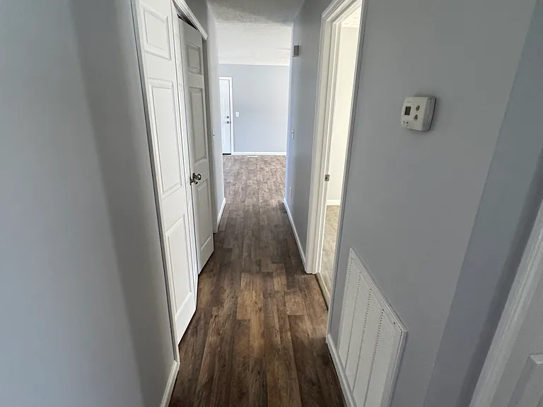 1211 Redbud St — Photo 13