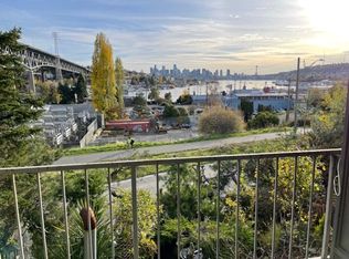 (3D) Golden Manor, Seattle, WA 98105