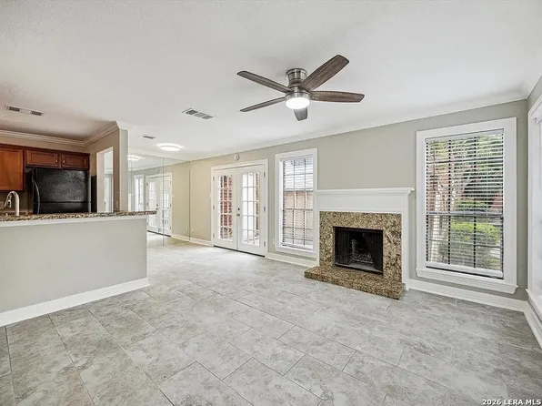 2211 Kirkwood APT 9, Houston, TX 77077