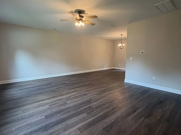 1711 Golf Club Ln — Photo 5