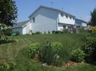 3017 Kelly Ct, Aurora, IL 60504