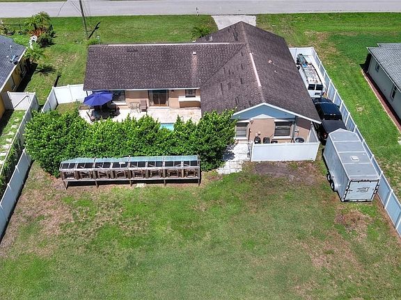 2nd image of 17354 Tallulah Falls Rd