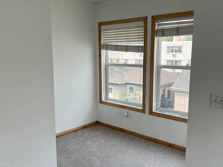 2434 Blaisdell Ave #4 — Photo 5