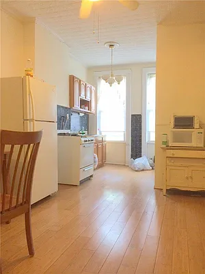 Rented by R New York | media 8