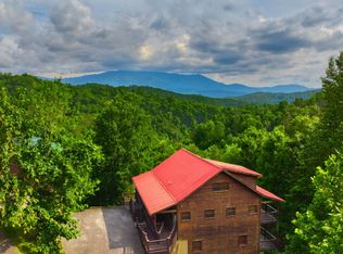 2424 Breezy Rd, Sevierville, TN 37876