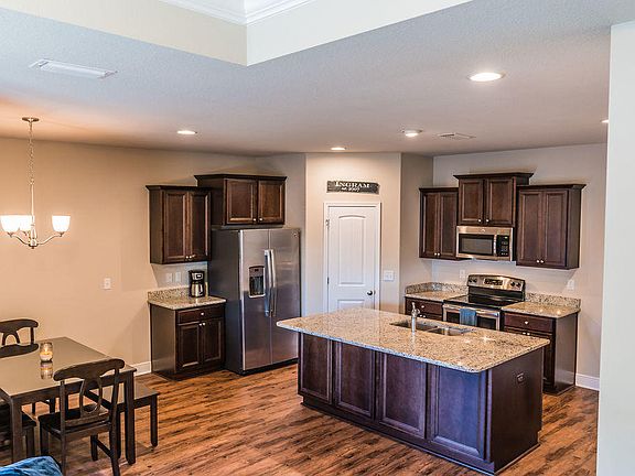 5th image of 3568 Autumn Woods Dr